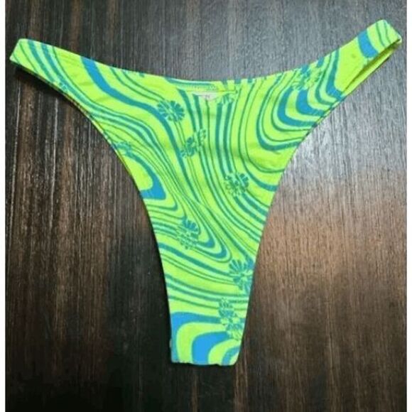 Wild Fable - Lot of 3 NWT Swim bottoms size XS - Picture 3 of 6